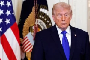 Negosiasi Nuklir Iran Jadi Penentu, Trump Bisa Luncurkan Serangan Udara Besar