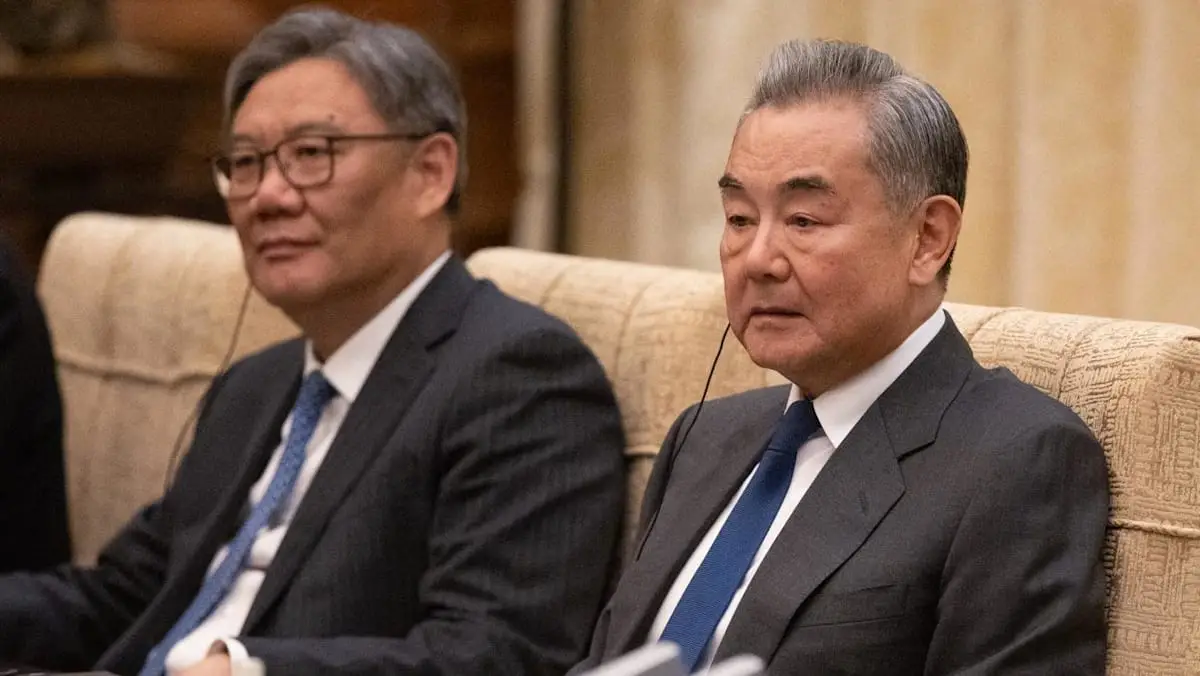 Tiongkok Dukung Iran, Wang Yi Desak AS dan Israel Hentikan Operasi Militer