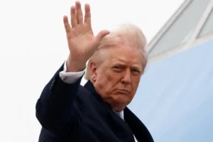 Trump Klaim Negosiasi dengan Iran, Harga Minyak Dunia Turun